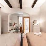 Center House - Bologna Center
