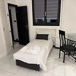 Le Due Torri Apartment