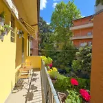 Behappys Charming Balcony-Near The Centre&Rizzoli