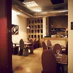 Aldrovandi Luxury Suites And Apartment