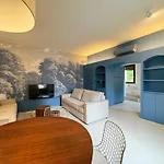 Carducci Residence