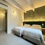 Carducci Residence