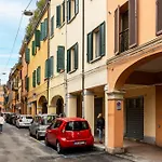 Your Home In Bologna