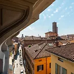 Monolocale Sui Tetti Di Bologna - Via Indipendenza