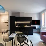Design Suite In The Heart Of Bolognas History 1