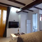 San Leonardo House Bologna