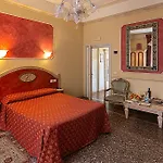 Antica Residenza D\'Azeglio Room&Breakfast di Charme