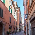 De\' Fusari, Bologna By Short Holidays