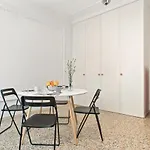 San Giovanni In Monte Apartment