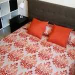 Bologna Studio Flat 111 Via Francesco Zanardi