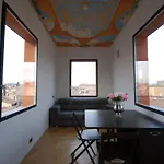 Esclusivo appartamento con torre / altana