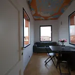 Esclusivo appartamento con torre / altana