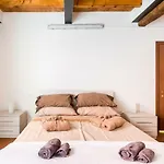 Whouse Suite Apartment Mirasole