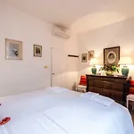 Lupari Apartment, Palazzo Storico Sotto Le Due Torri