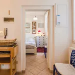 Lupari Apartment, Palazzo Storico Sotto Le Due Torri