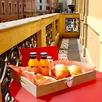 B&B Second Floor Centro Storico Bologna