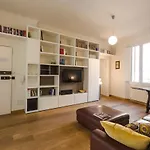 Frassinago Apartment