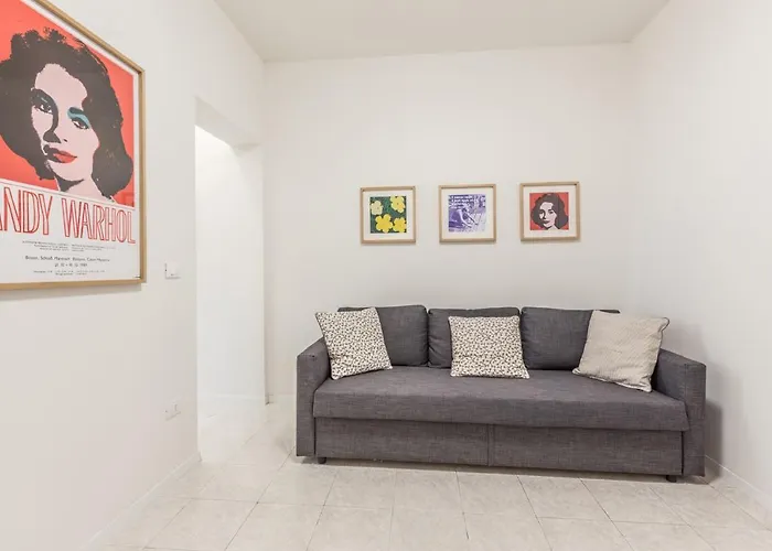 Marilyn The Place Apartments
