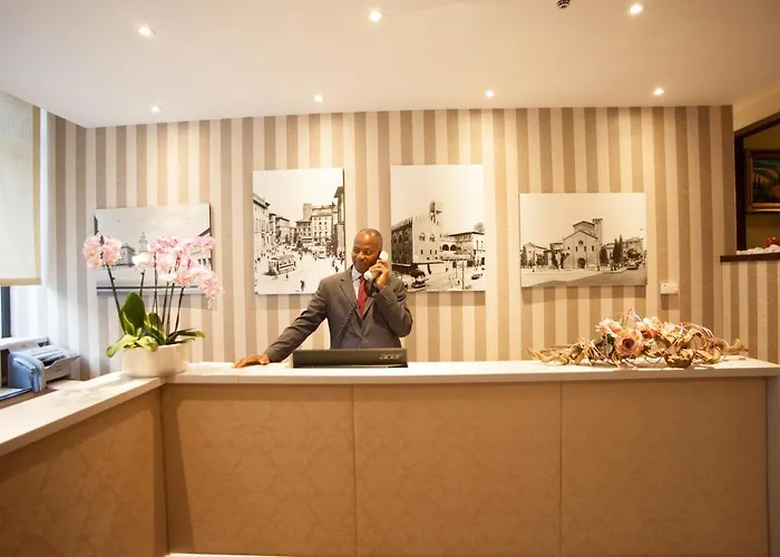 Re Enzo Suites