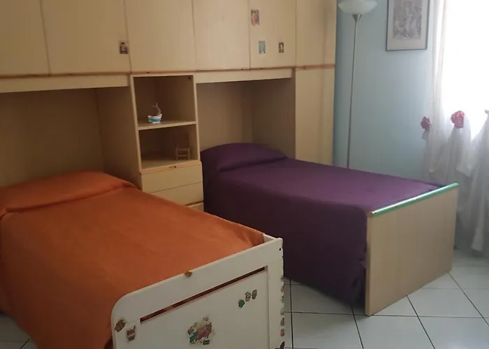 Rachel\'S House