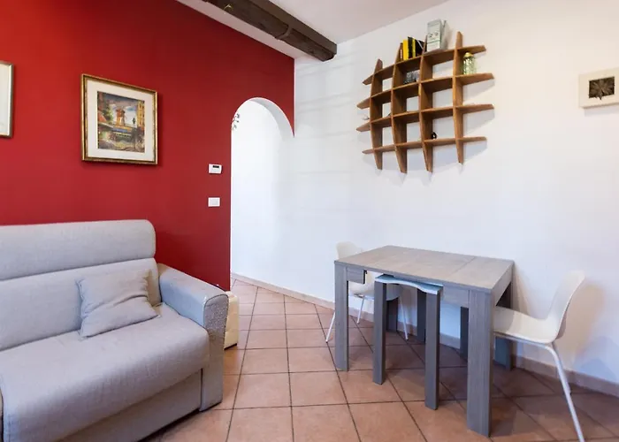 Valdonica, Bologna By Short Holidays