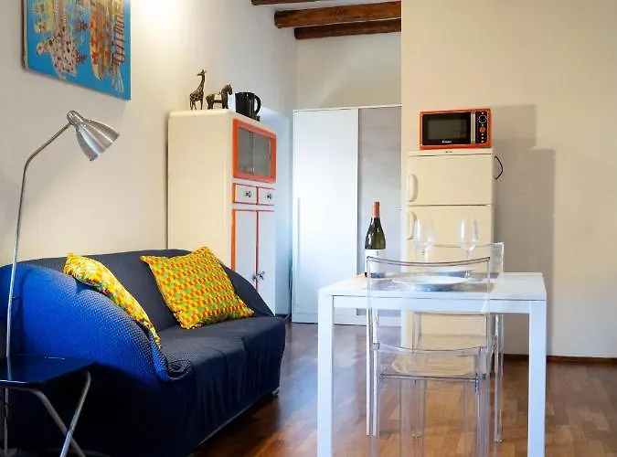 Monolocale Sui Tetti Di Bologna - Via Indipendenza