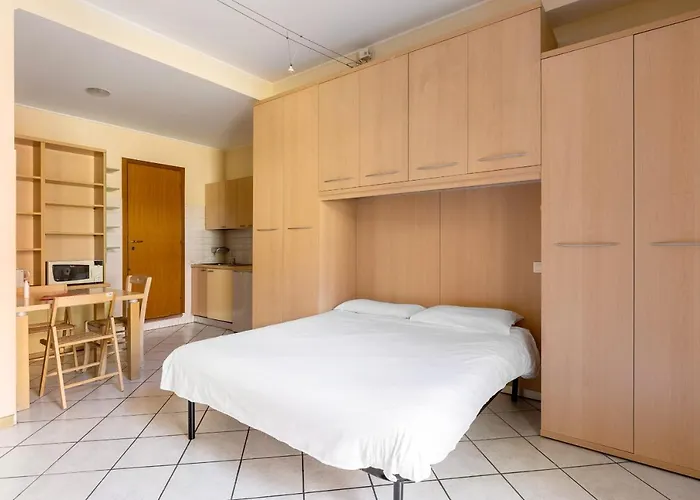 Bright Studio With Balcony By Wonderful Italy