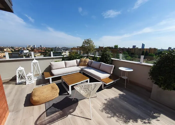 Penthouse F8 - Panoramic Terrace, View Two Towers