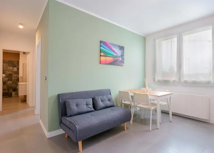 West Side Bologna Apartment