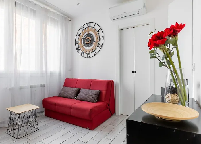 Saffi Glamorous Apartment By Wonderful Italy