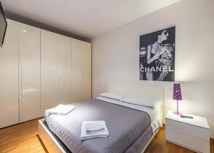 Maison Chanel, Bologna By Short Holidays