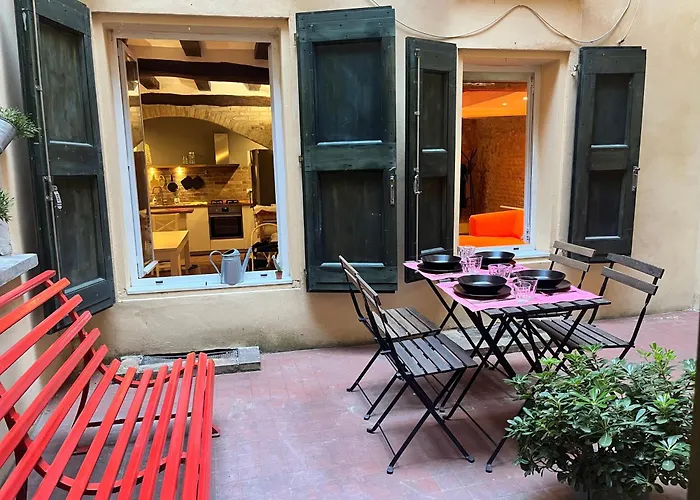 Le Corti Di Via Fondazza