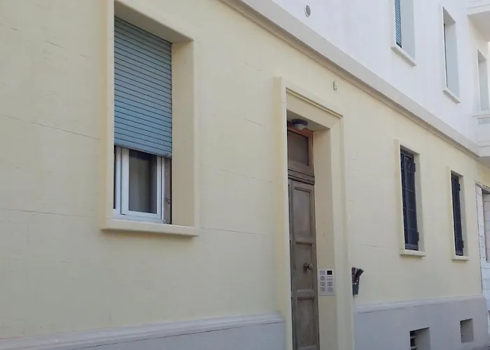 Bolognamania Apartments-Happy