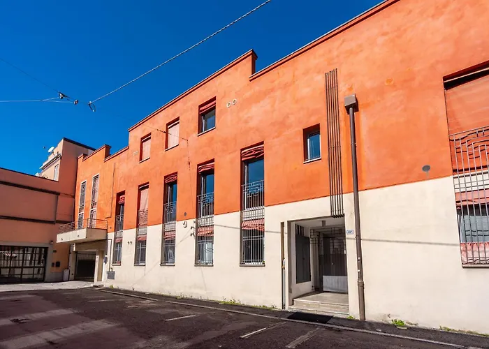 Ab Plus - Via Dello Scalo 10 Falkland
