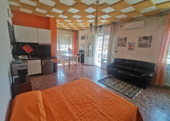 Garisenda House