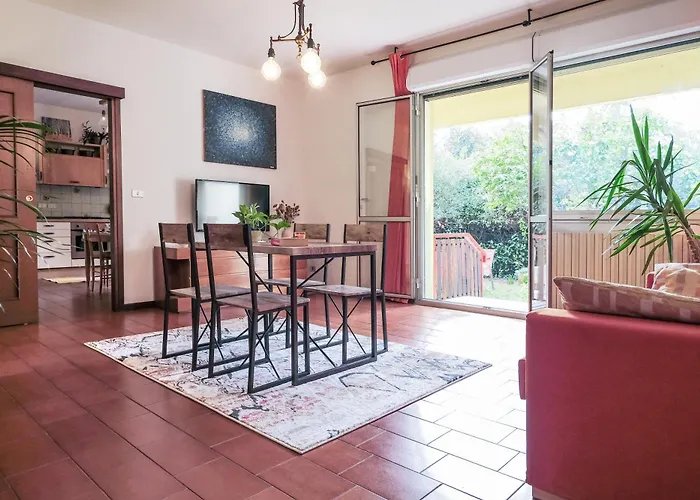 Ca\'Molino Ampio Appartamento Con Giardino Privato Vicino Al Centro Storico Fiera Ospedale Stazione Centrale Aeroporto Centergross