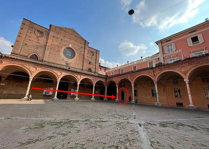 The Window On The Courtyard, Entire Apartment - La Finestra Sul Cortile, Intero Appartamento
