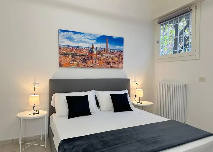 Rebecca Home - Bologna