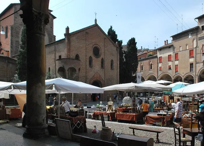 San Petronio Suite