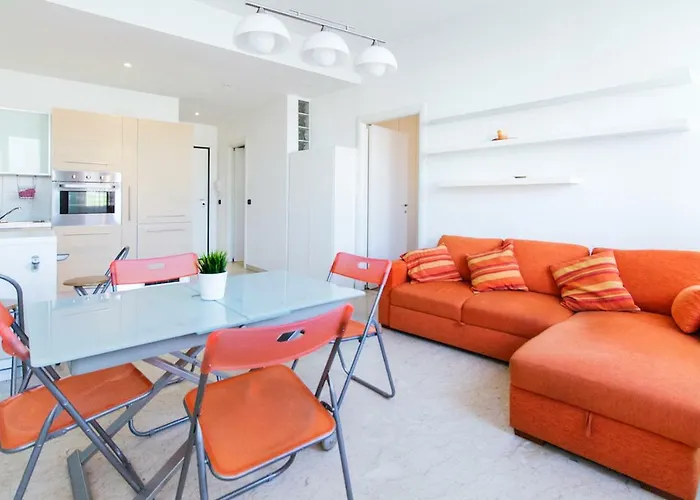 Orange Apartment Bologna