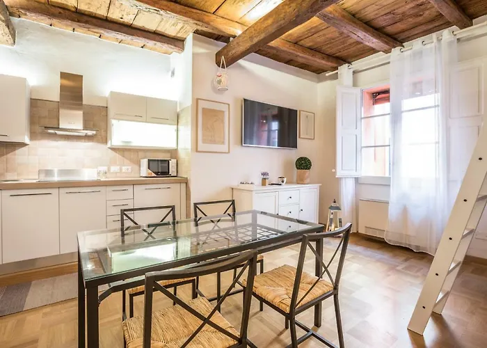 Palazzo Bocchi - The Place Apartments