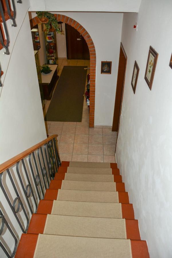 Le Tuie Estadia no rancho *
