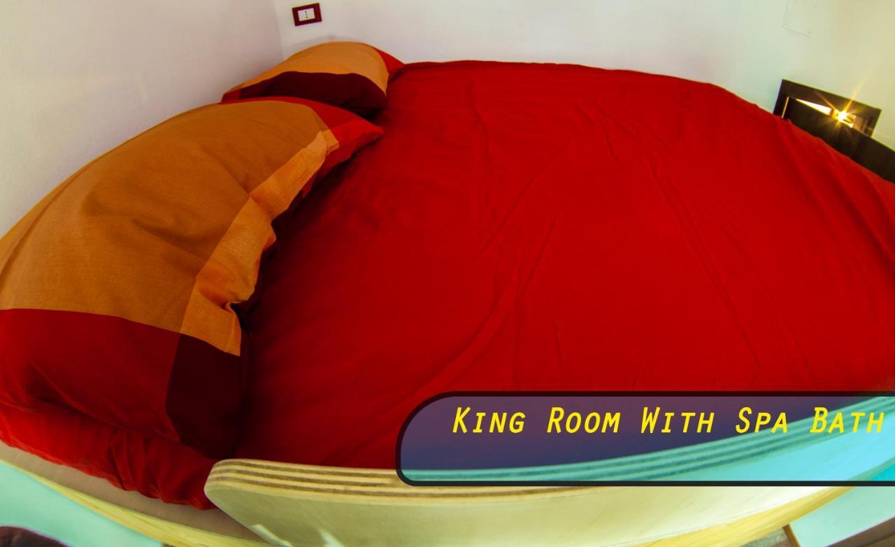 Bed & Breakfast 4roomz Bologna