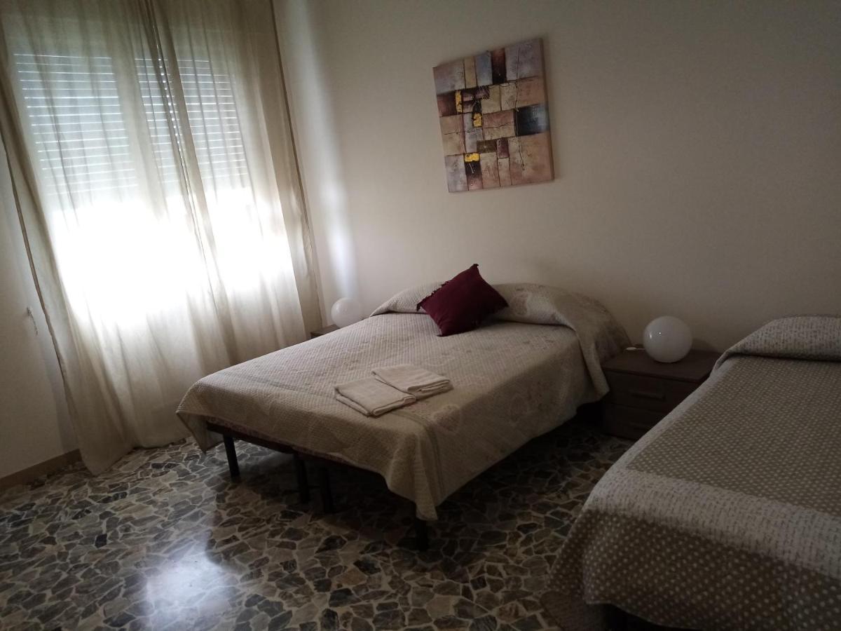 Affittacamere Noemi Livia Acomodação com café da manhã  *