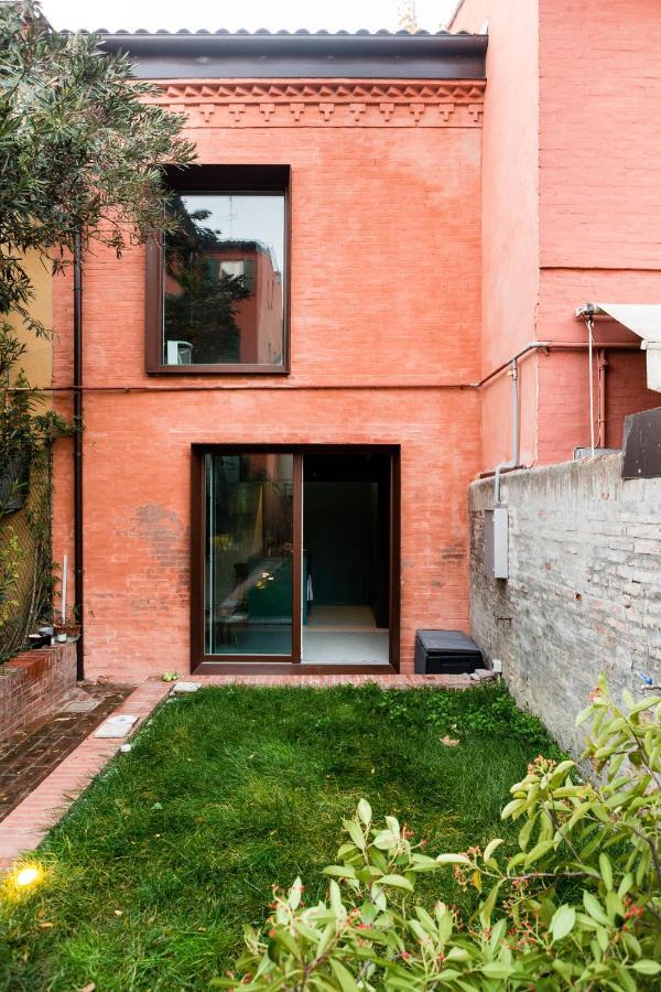 Micro Villa, A Design Space By Miroarchitetti Apartment Bologna