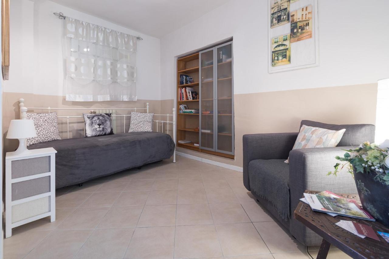 La Colombina Guest house *