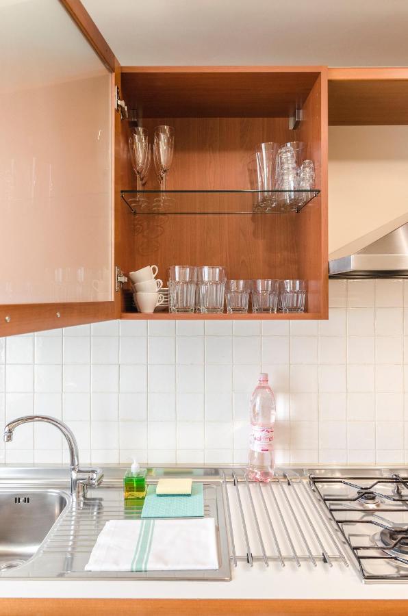 Flat 13: Elegante E Luminoso Con Terrazzo Privato Apartment *