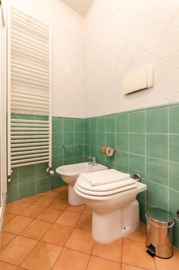 Flat 13: Elegante E Luminoso Con Terrazzo Privato * Bologna