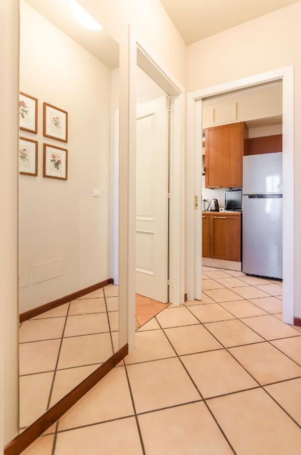Flat 13: Elegante E Luminoso Con Terrazzo Privato Bologna