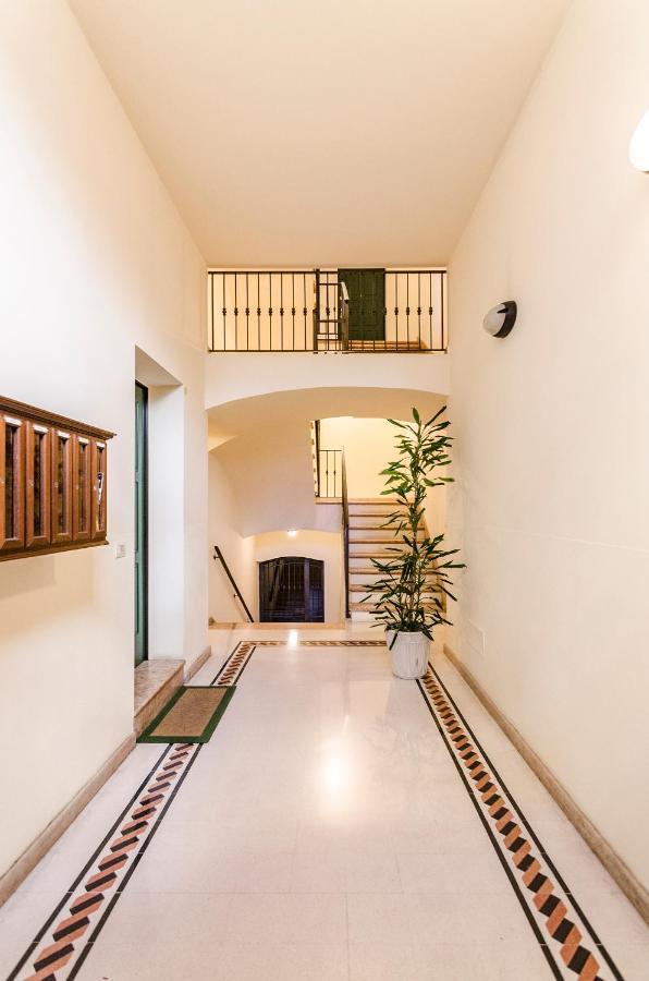 Flat 13: Elegante E Luminoso Con Terrazzo Privato *
